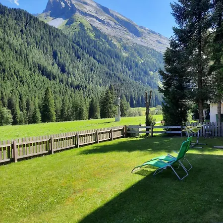 Daire Schafferhaeusl, *